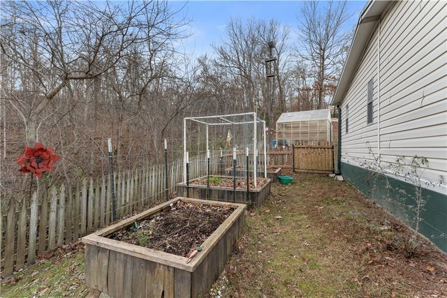 15722 Little Beaver Lane, Rogers, AR 72756