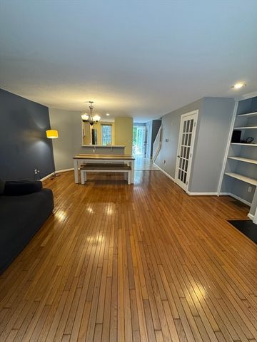 283 East Main 34, Norton, MA 02766