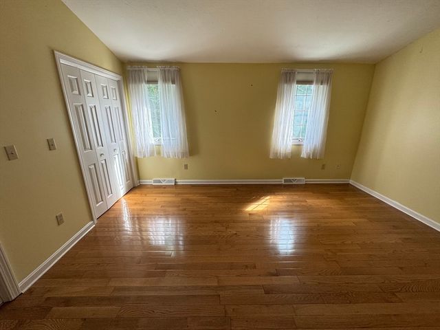 283 East Main 34, Norton, MA 02766