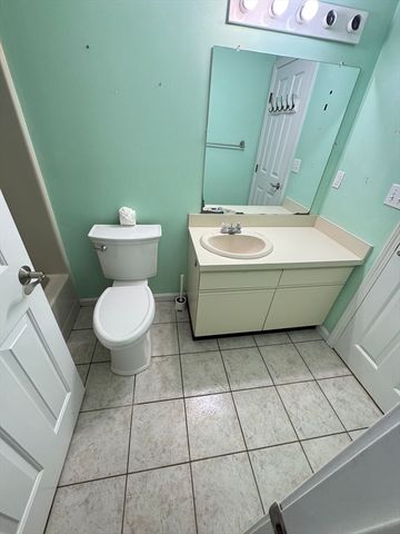 283 East Main 34, Norton, MA 02766