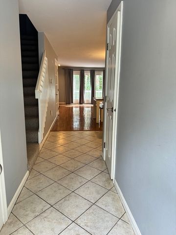 283 East Main 34, Norton, MA 02766