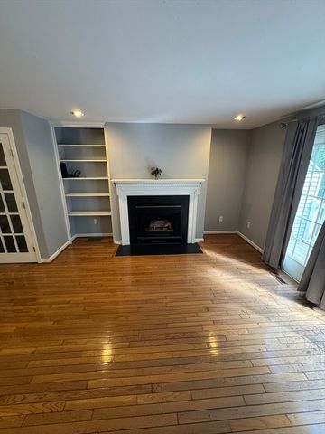 283 East Main 34, Norton, MA 02766