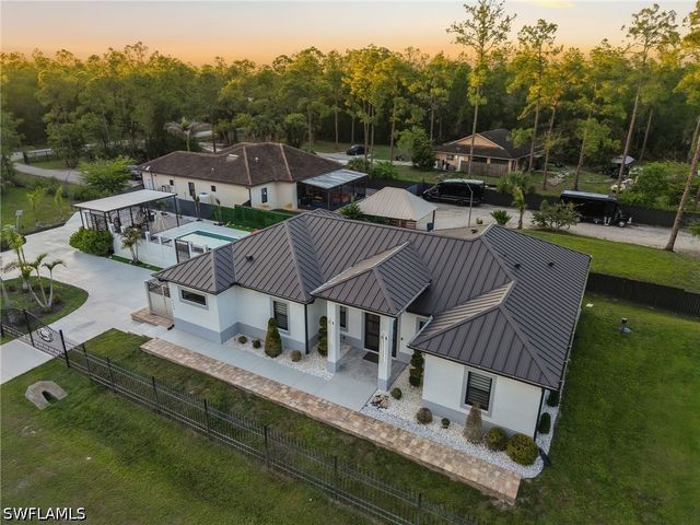 3159 6th AVE SE, Naples, FL 34117