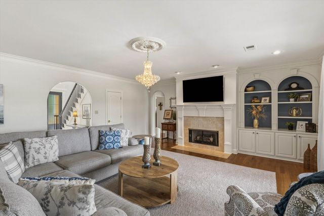 2540 HALLE PKY, Collierville, TN 38017