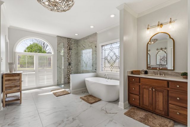 2540 HALLE PKY, Collierville, TN 38017