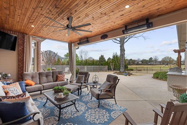 2540 HALLE PKY, Collierville, TN 38017