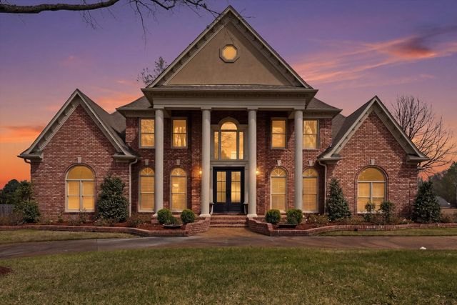 2540 HALLE PKY, Collierville, TN 38017