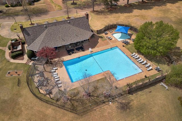 2540 HALLE PKY, Collierville, TN 38017