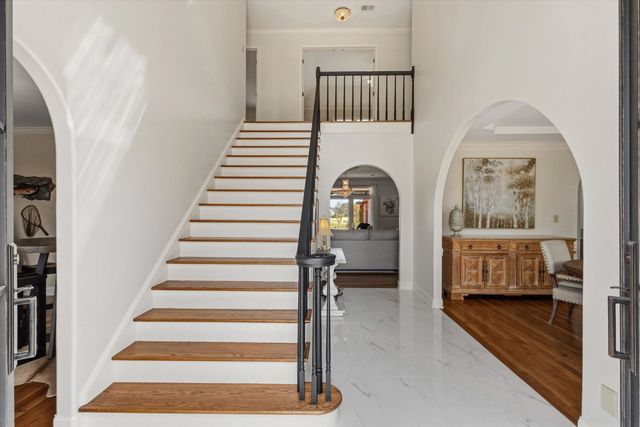 2540 HALLE PKY, Collierville, TN 38017