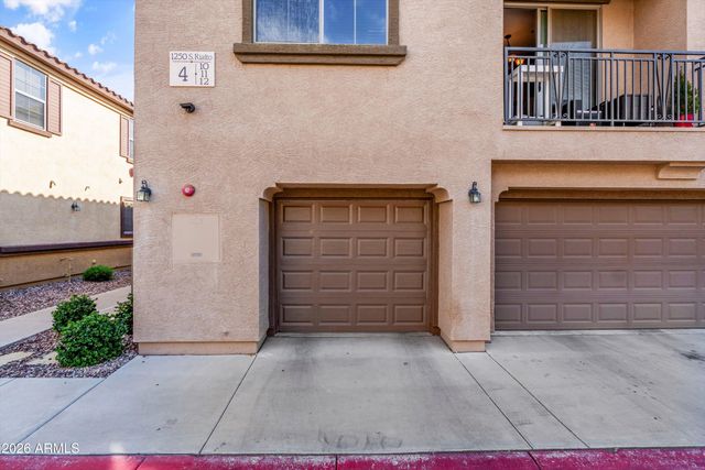 1250 S RIALTO -- 11, Mesa, AZ 85209