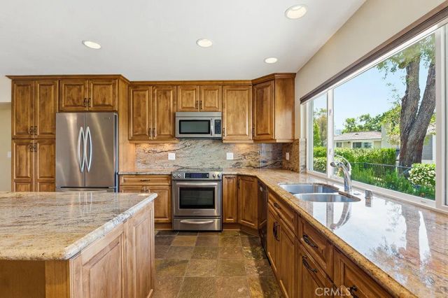 32124 Beachlake Lane, Westlake Village, CA 91361
