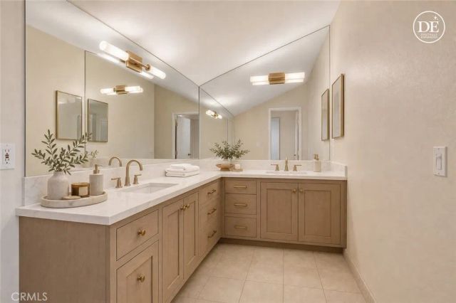 32124 Beachlake Lane, Westlake Village, CA 91361