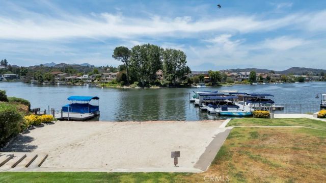 32124 Beachlake Lane, Westlake Village, CA 91361