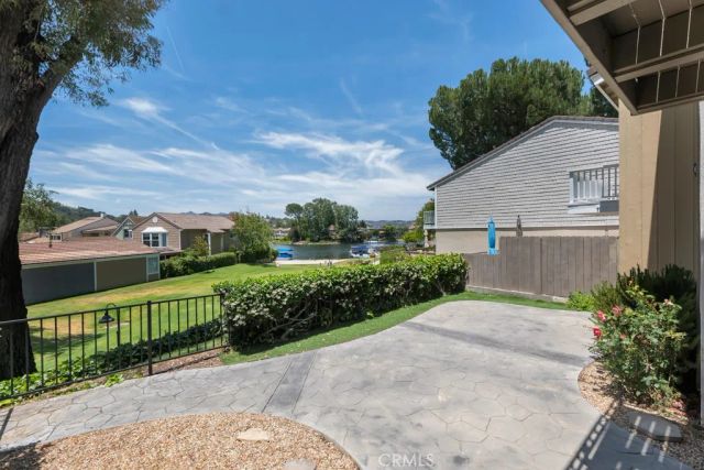 32124 Beachlake Lane, Westlake Village, CA 91361