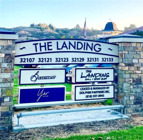 32124 Beachlake Lane, Westlake Village, CA 91361