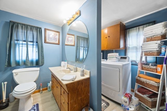 1791 Carew St, Springfield, MA 01104