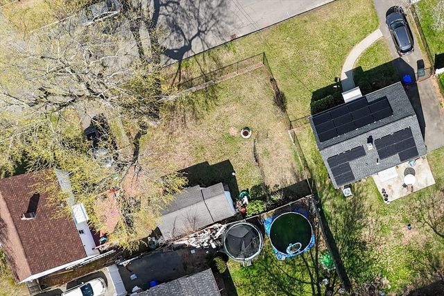 1791 Carew St, Springfield, MA 01104