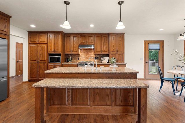 2474 SHADY OAK DRIVE, Green Bay, WI 54304