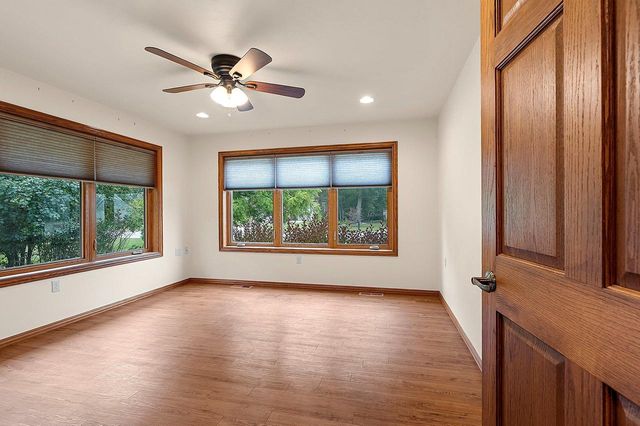 2474 SHADY OAK DRIVE, Green Bay, WI 54304