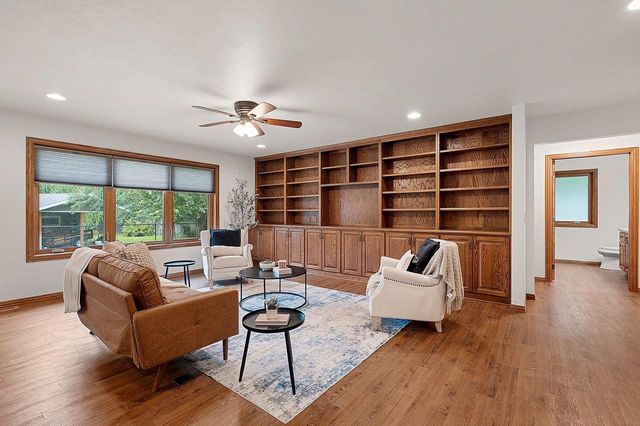 2474 SHADY OAK DRIVE, Green Bay, WI 54304
