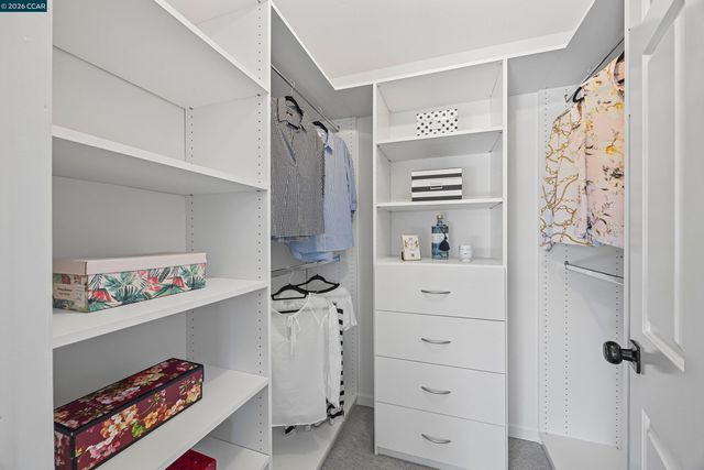 9953 Mangos Dr, San Ramon, CA 94583