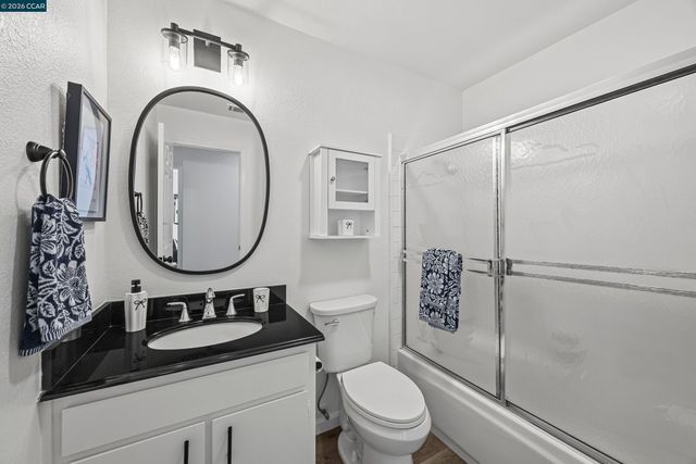 9953 Mangos Dr, San Ramon, CA 94583