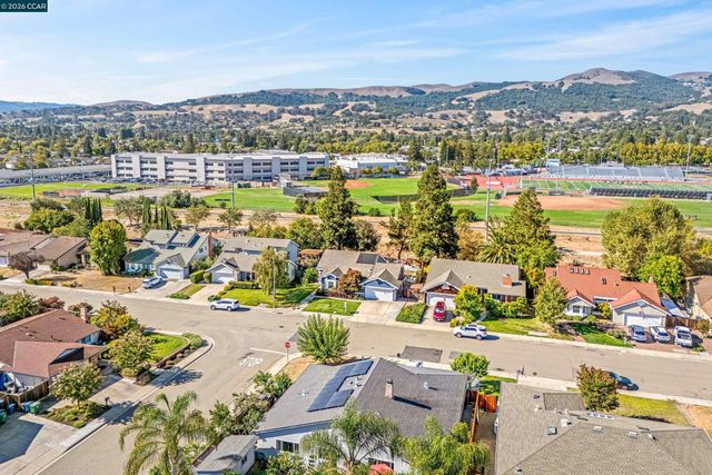 9953 Mangos Dr, San Ramon, CA 94583