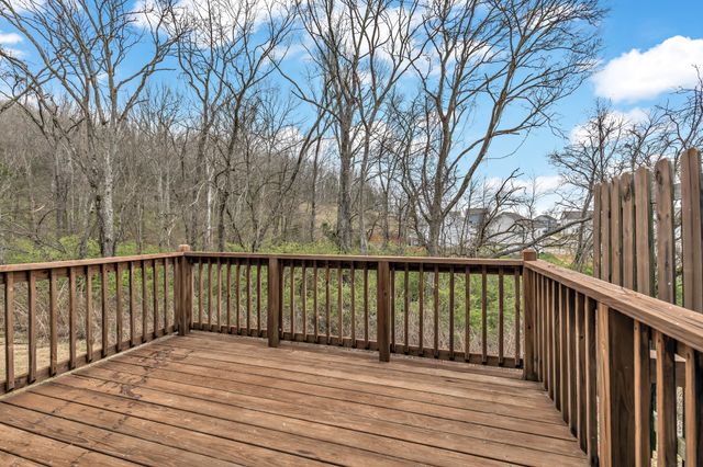 942 Millstream Dr, N, Nashville, TN 37218