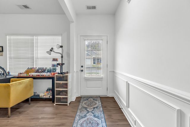 942 Millstream Dr, N, Nashville, TN 37218