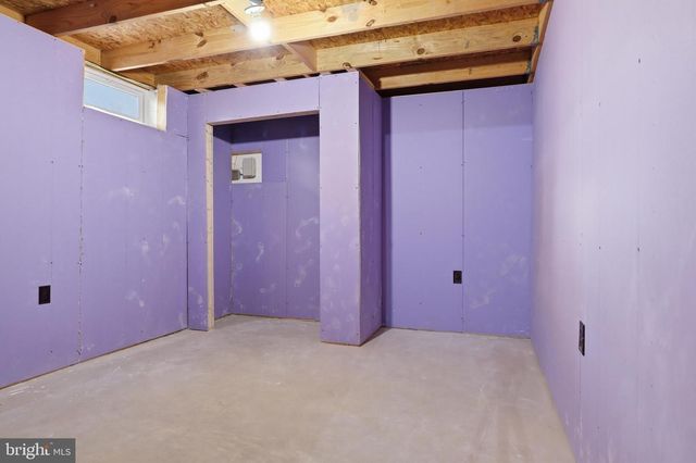 3075 MUIRFIELD RD, Dover, PA 17315