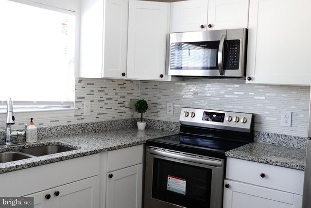 1106 CASTLEHAVEN CT, Capitol Heights, MD 20743