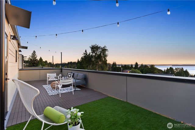 4353 SW Willow Street, Seattle, WA 98136