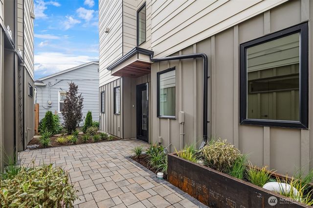 4353 SW Willow Street, Seattle, WA 98136