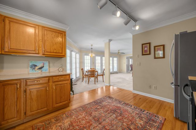 1205 Glen Crest, Lexington, KY 40502