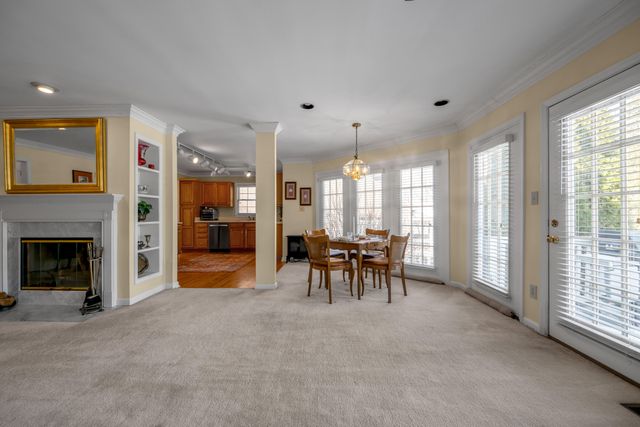 1205 Glen Crest, Lexington, KY 40502