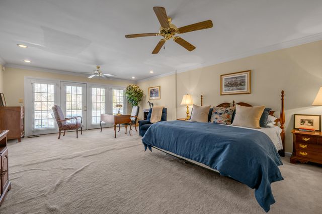 1205 Glen Crest, Lexington, KY 40502