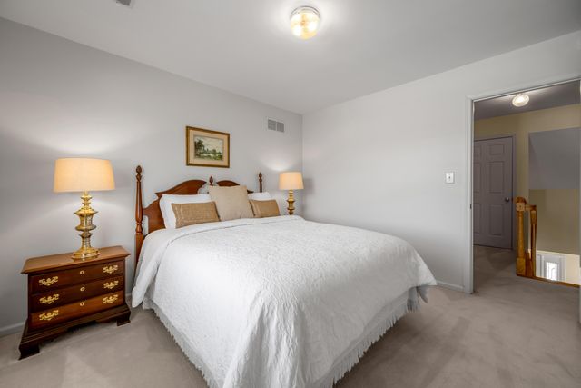 1205 Glen Crest, Lexington, KY 40502