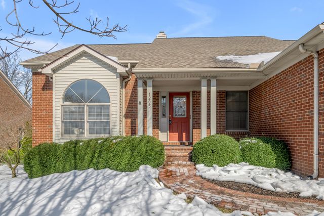 1205 Glen Crest, Lexington, KY 40502