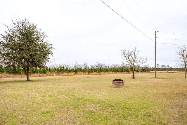 4697 Effie Sweat Lane, Waycross, GA 31503