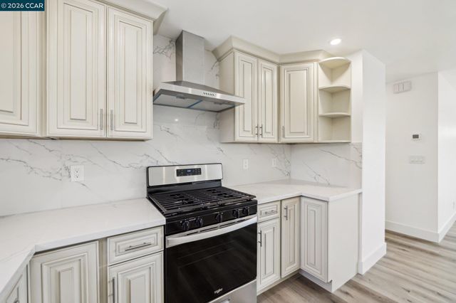 3718 Hillsborough Dr, Concord, CA 94520