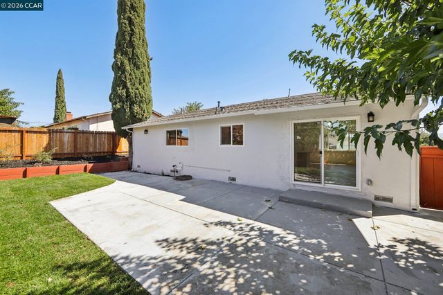 3718 Hillsborough Dr, Concord, CA 94520