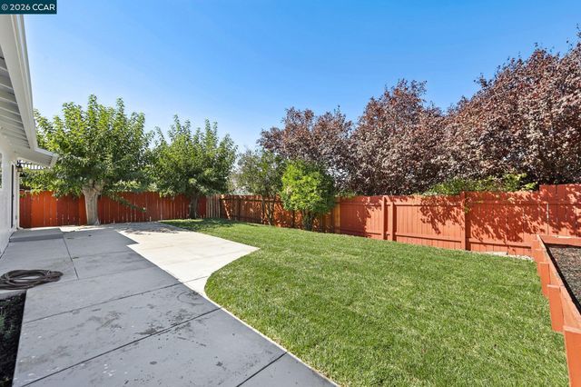 3718 Hillsborough Dr, Concord, CA 94520