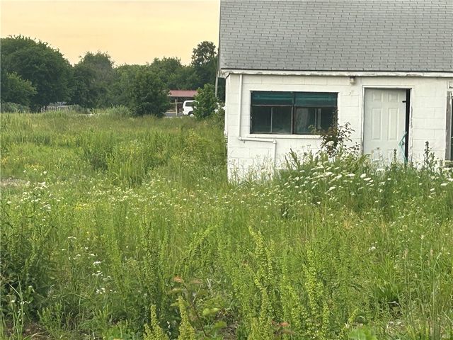 1769 E Kenwood Street, Siloam Springs, AR 72761
