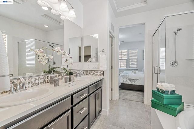 705 705 Cannery Pl, San Jose, CA 95112