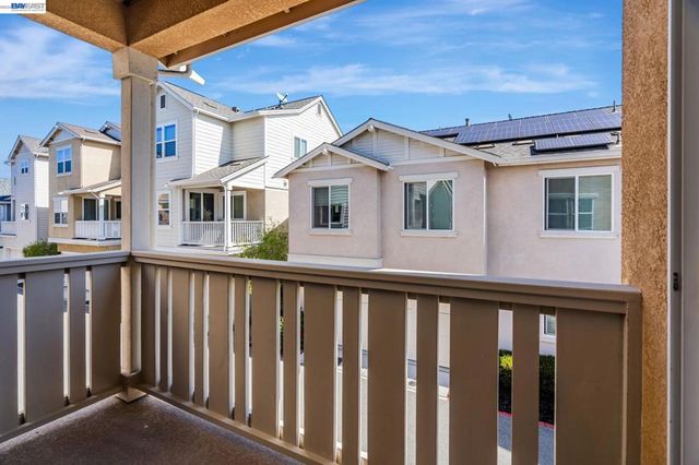 705 705 Cannery Pl, San Jose, CA 95112