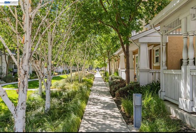 705 705 Cannery Pl, San Jose, CA 95112