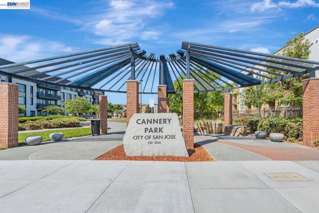 705 705 Cannery Pl, San Jose, CA 95112