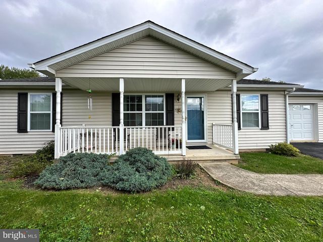 220 SEASCAPE CT, Martinsburg, WV 25403