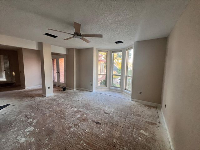 11731 Wickchester Lane, Houston, TX 77043