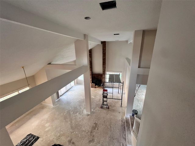 11731 Wickchester Lane, Houston, TX 77043